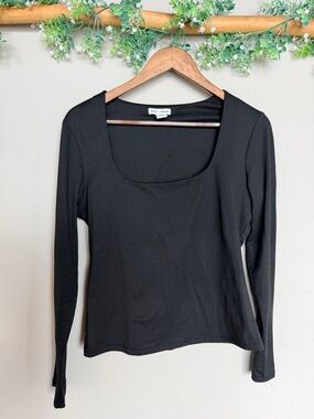 Black Square-Neck Long Sleeve Tee